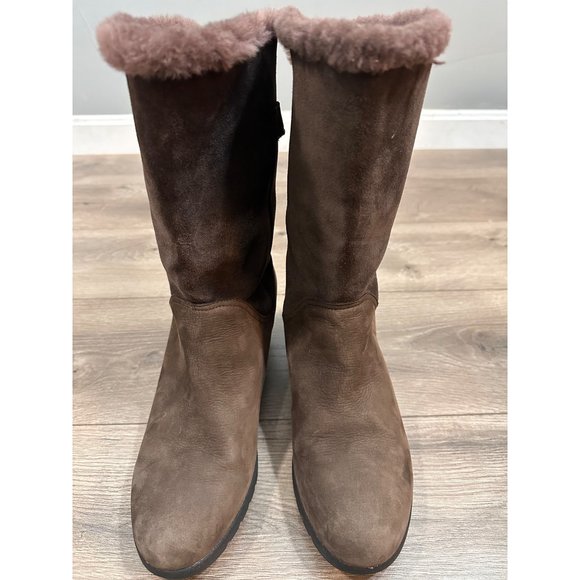 UGG EDELINA GRIZZLY BOOTS Like new condition 11 - Picture 8 of 14